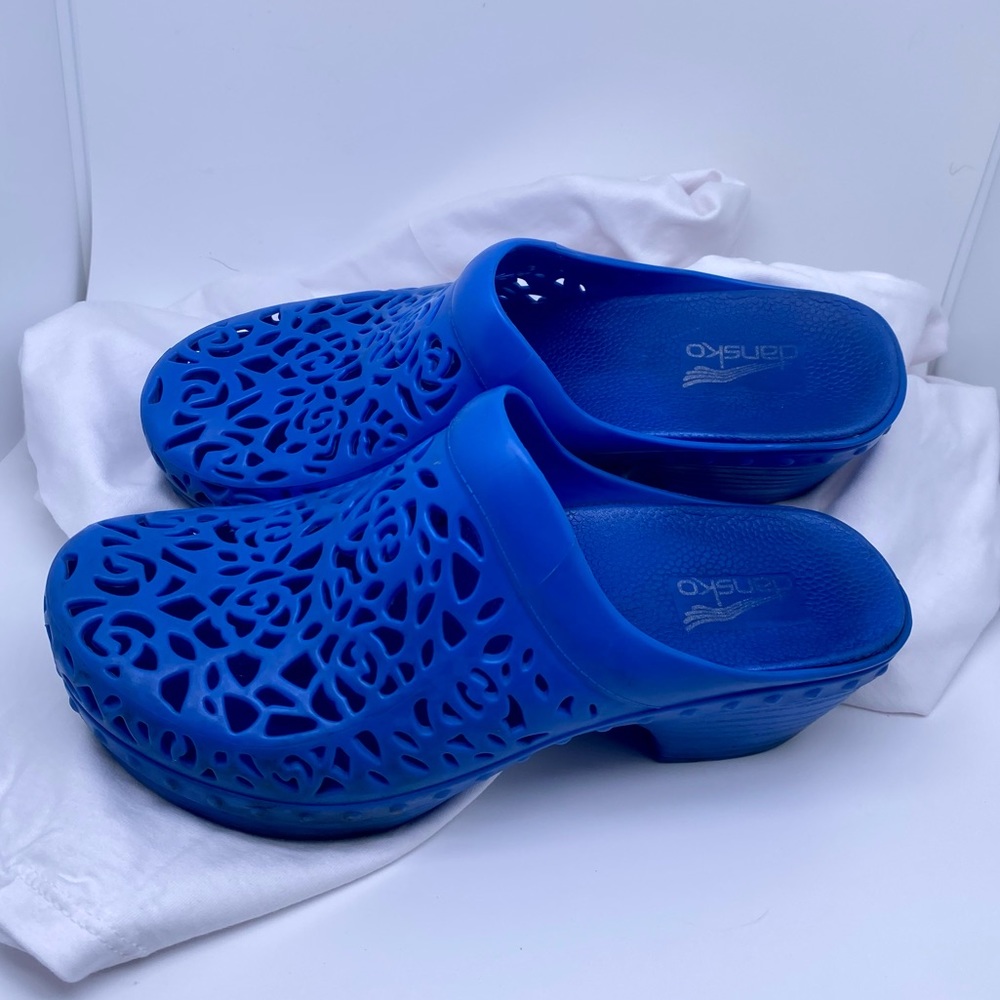 Dansko Blue Pippa Waterproof Perforated Clog Slip Ons Laser Cut Size 37